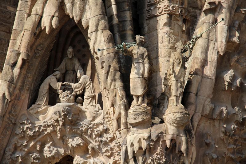 Basilica de la Sagrada Familia — Gaudi's iconic unfinished cathedral